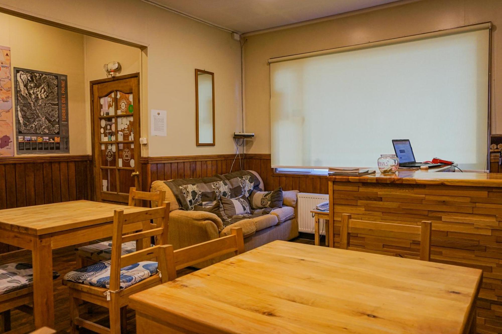 Hostal Reymer Patagonia ปวยร์โตนาตาเลส ภายนอก รูปภาพ